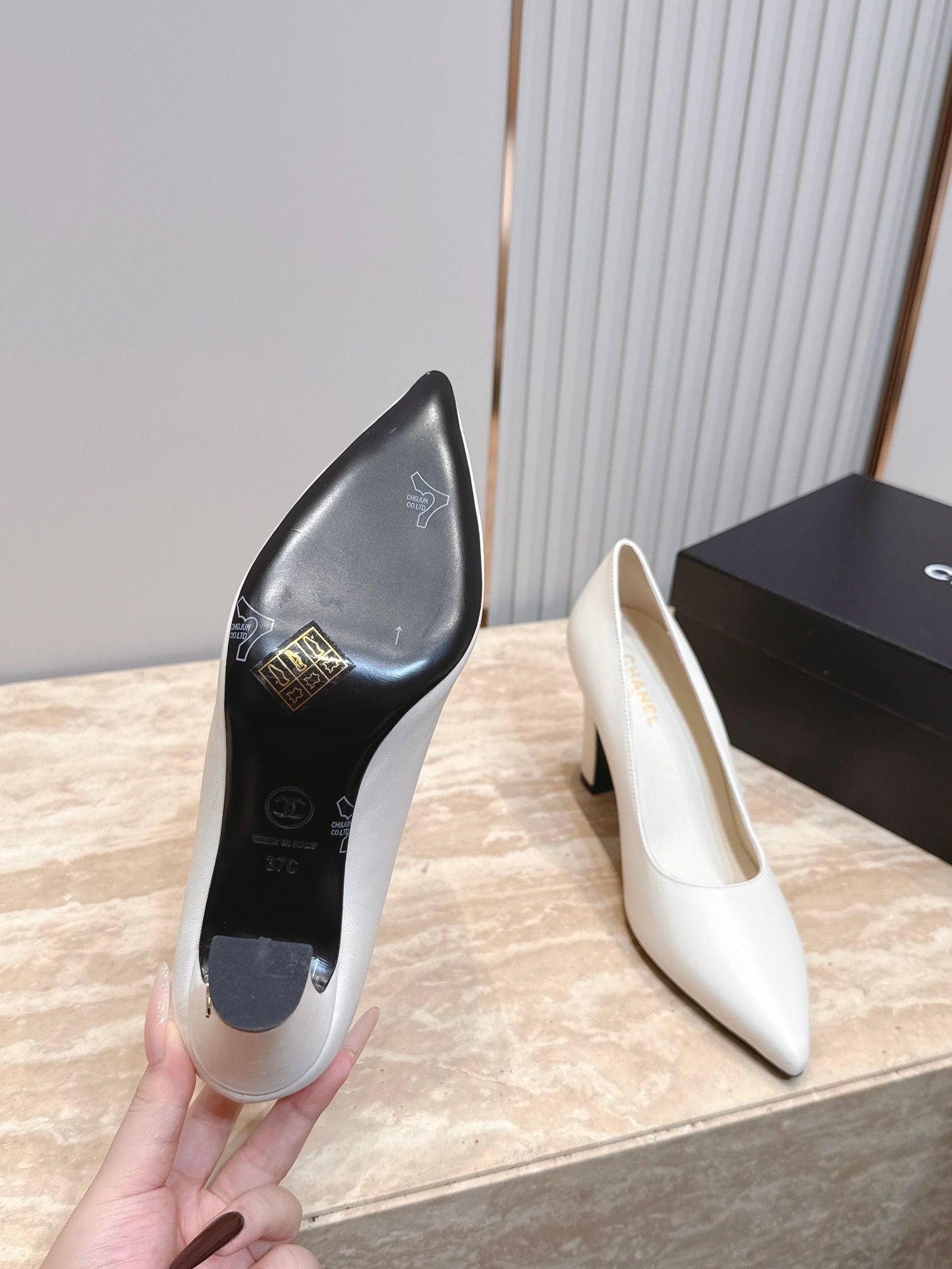 CC Métiers d’art 2026 Pumps 9.5cm White Sheepskin 898966