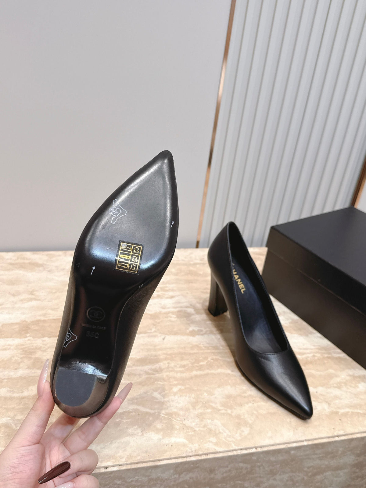 CC Métiers d’art 2026 Pumps 9.5cm Black Sheepskin 898969