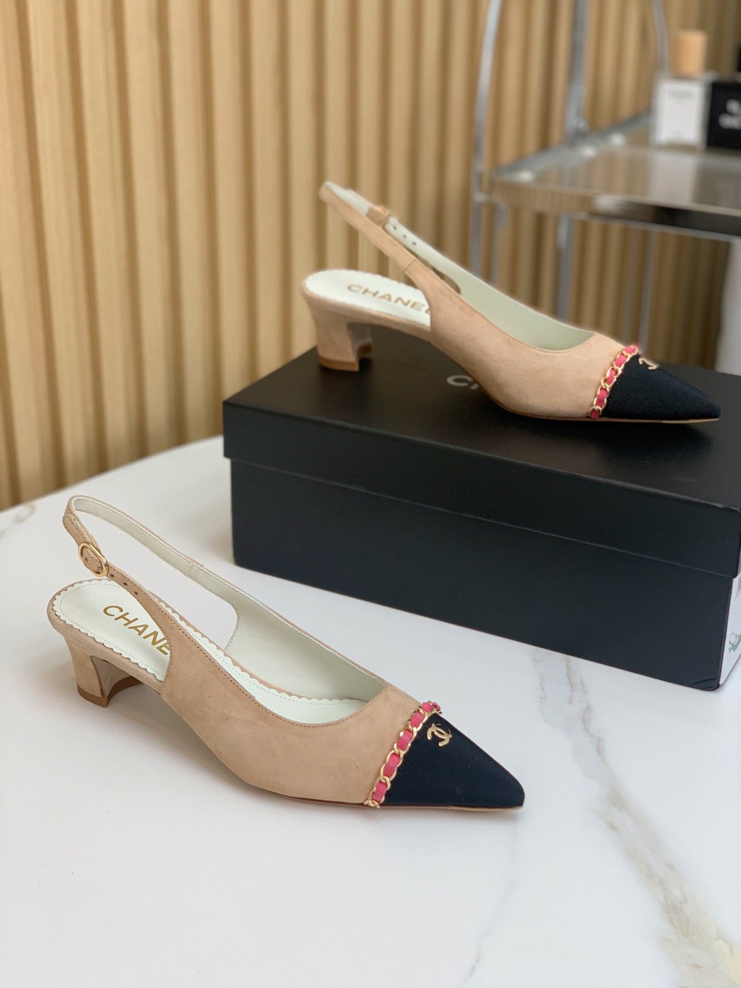 CC 26s Slingback 4.5cm Chain Khahi Suede 792605