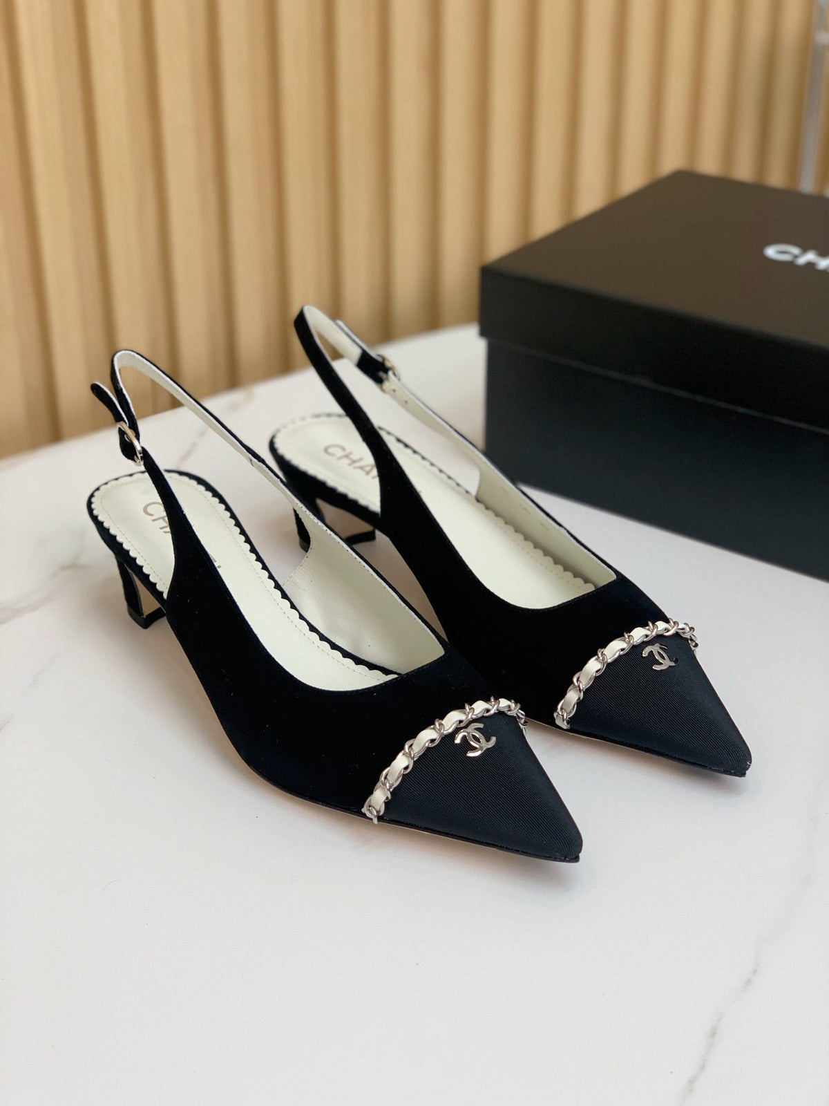 CC 26s Slingback 4.5cm Chain Black Canvas 792606