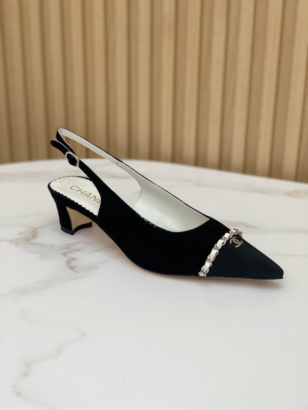CC 26s Slingback 4.5cm Chain Black Canvas 792606