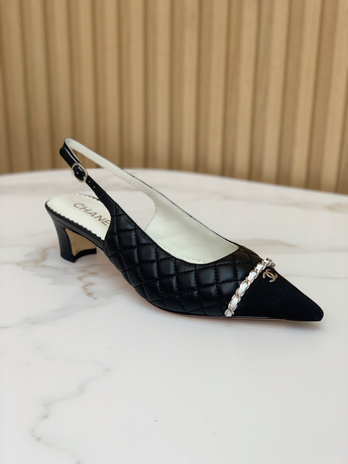 CC 26s Slingback 4.5cm Chain Black Quilted Lambskin 792608