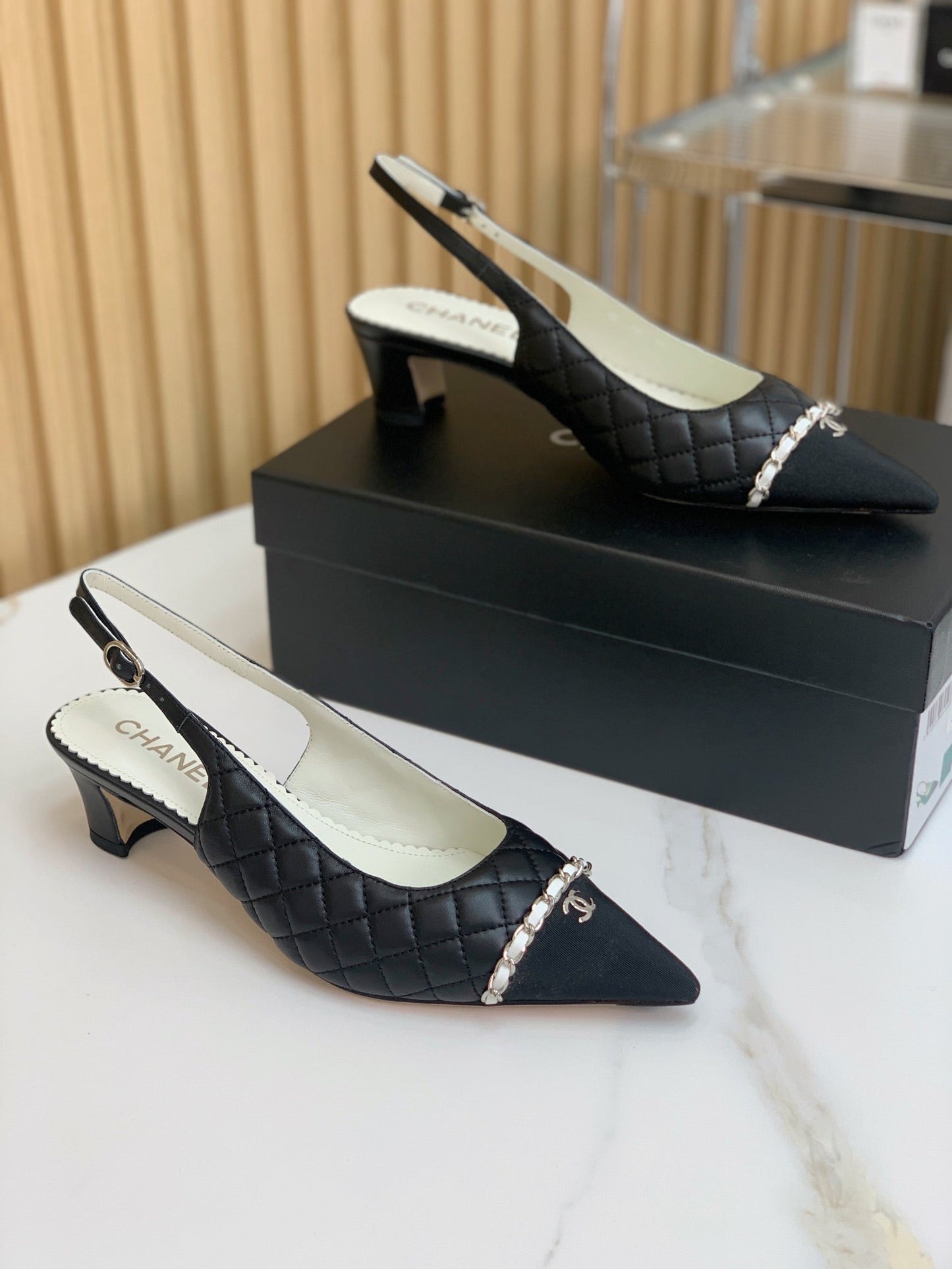 CC 26s Slingback 4.5cm Chain Black Quilted Lambskin 792608