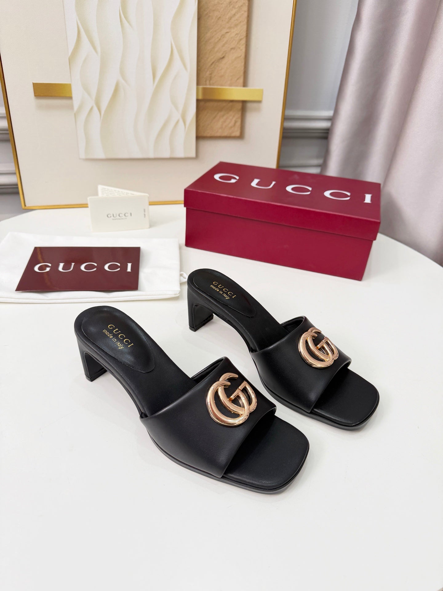 GG 2026 Early Spring Sandals Black Sheepskin 688534