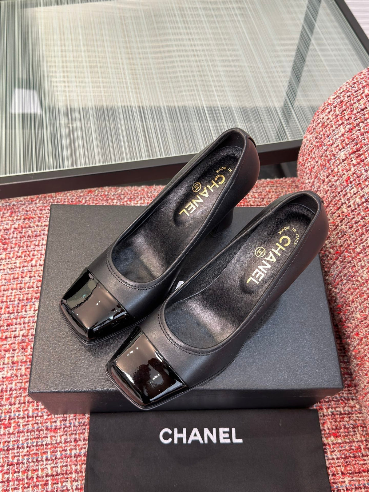 CC 26s Pumps Square Toe Block 8.5cm Black Lambskin 962955