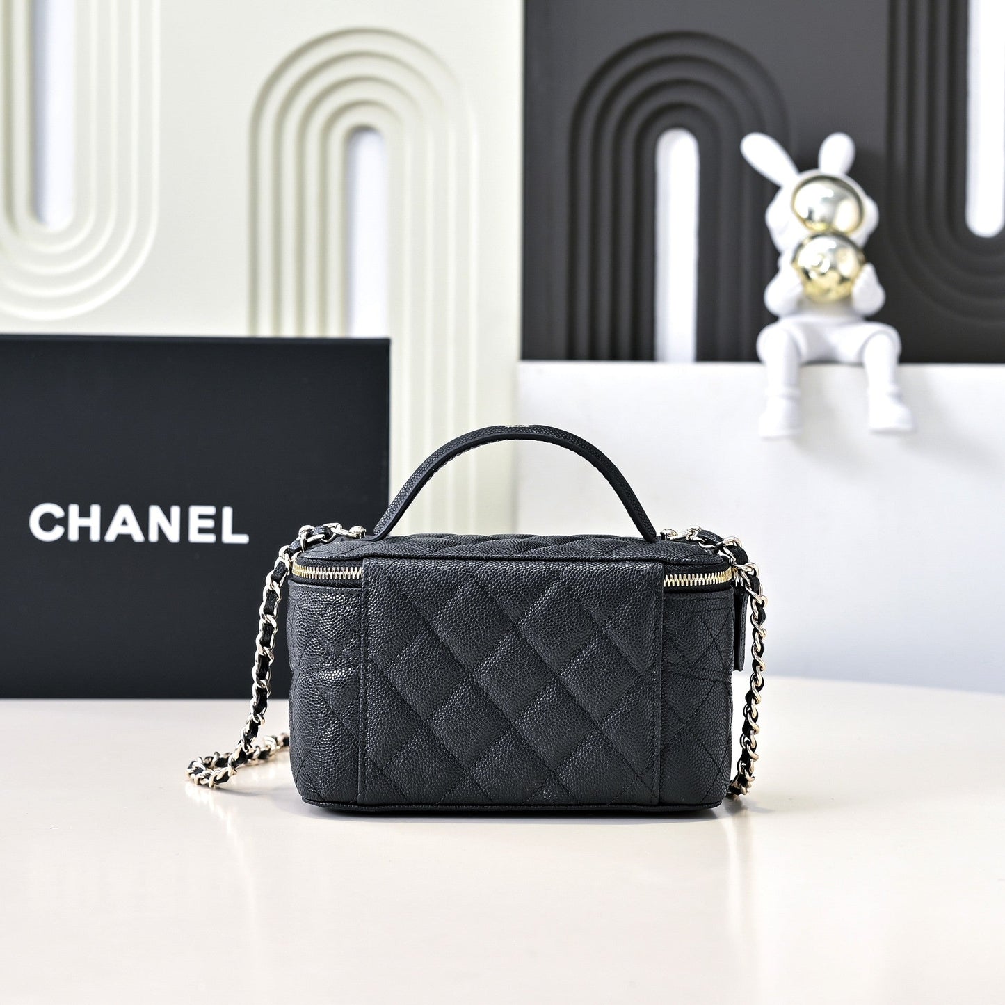 CC 25C Vanity Case Black Caviar Leather 286273