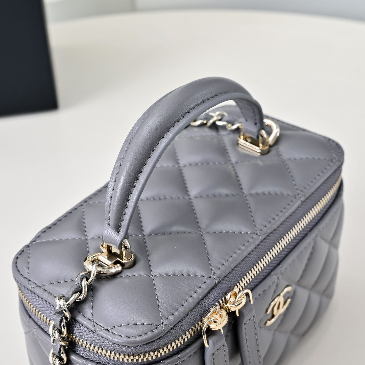 CC 26s Vanity Case Grey Quilted Lambskin 286291