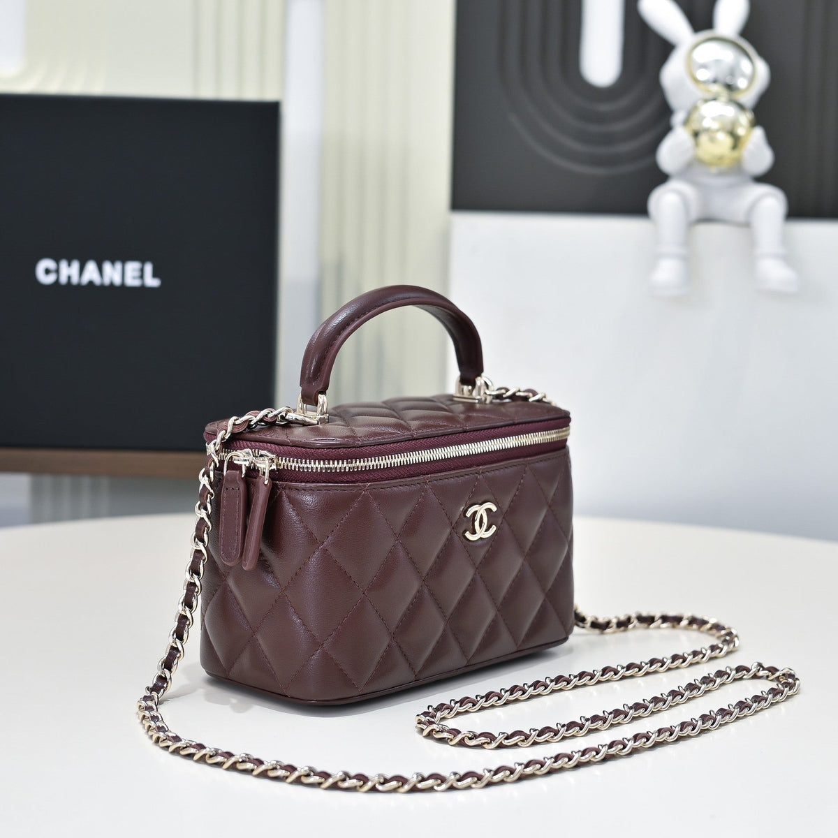 CC 26s Vanity Case Deep Burgundy Quilted Lambskin 286282
