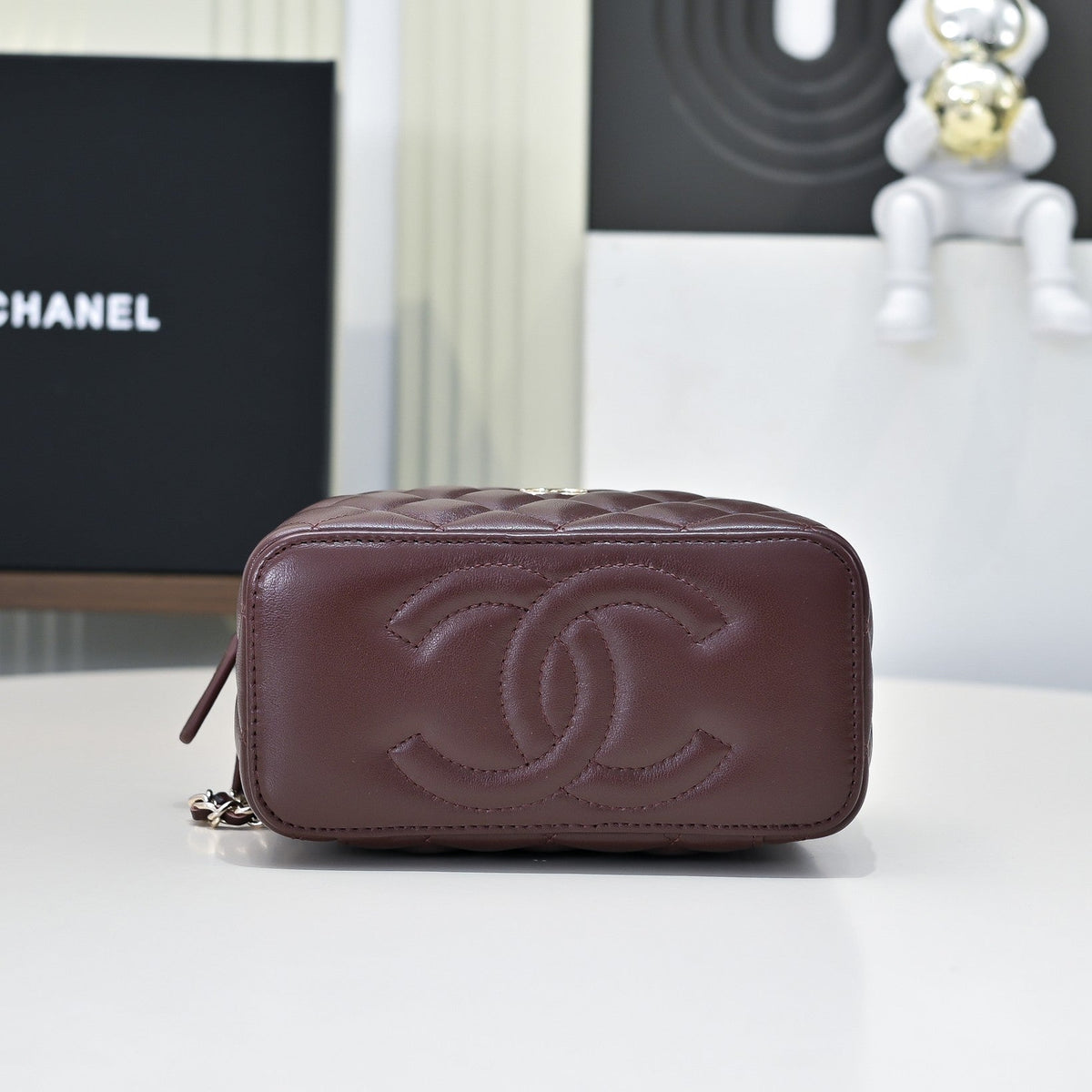 CC 26s Vanity Case Deep Burgundy Quilted Lambskin 286282