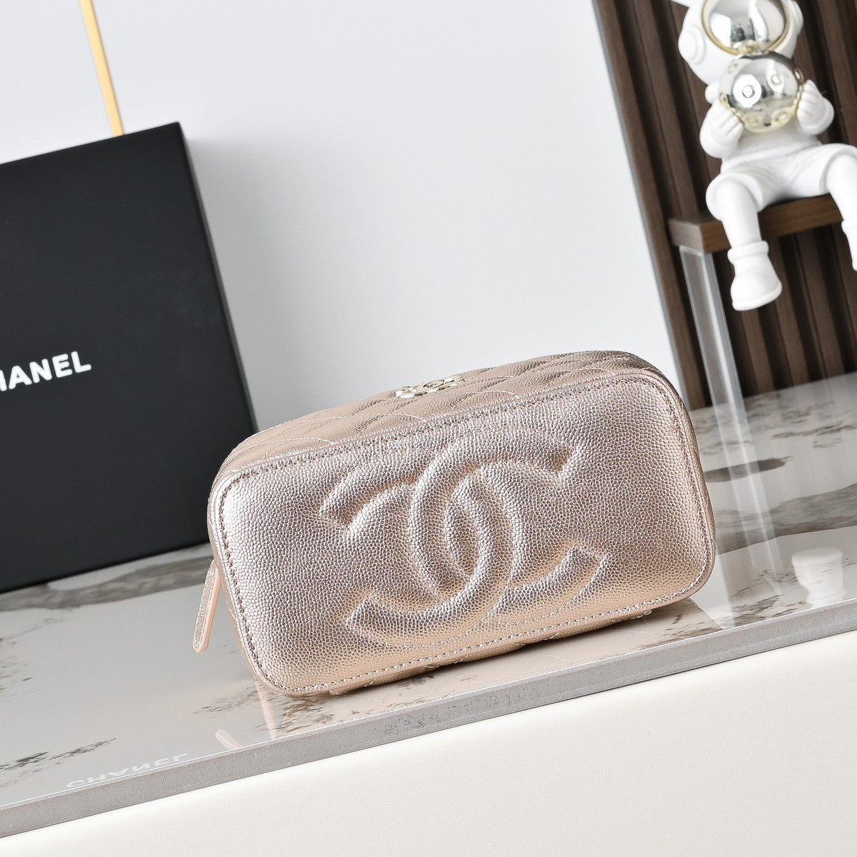 CC 25C Vanity Case Metallic Copper Caviar Leather 286277