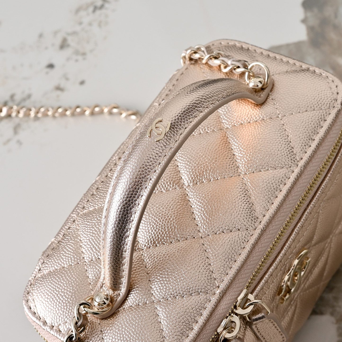 CC 25C Vanity Case Metallic Copper Caviar Leather 286277