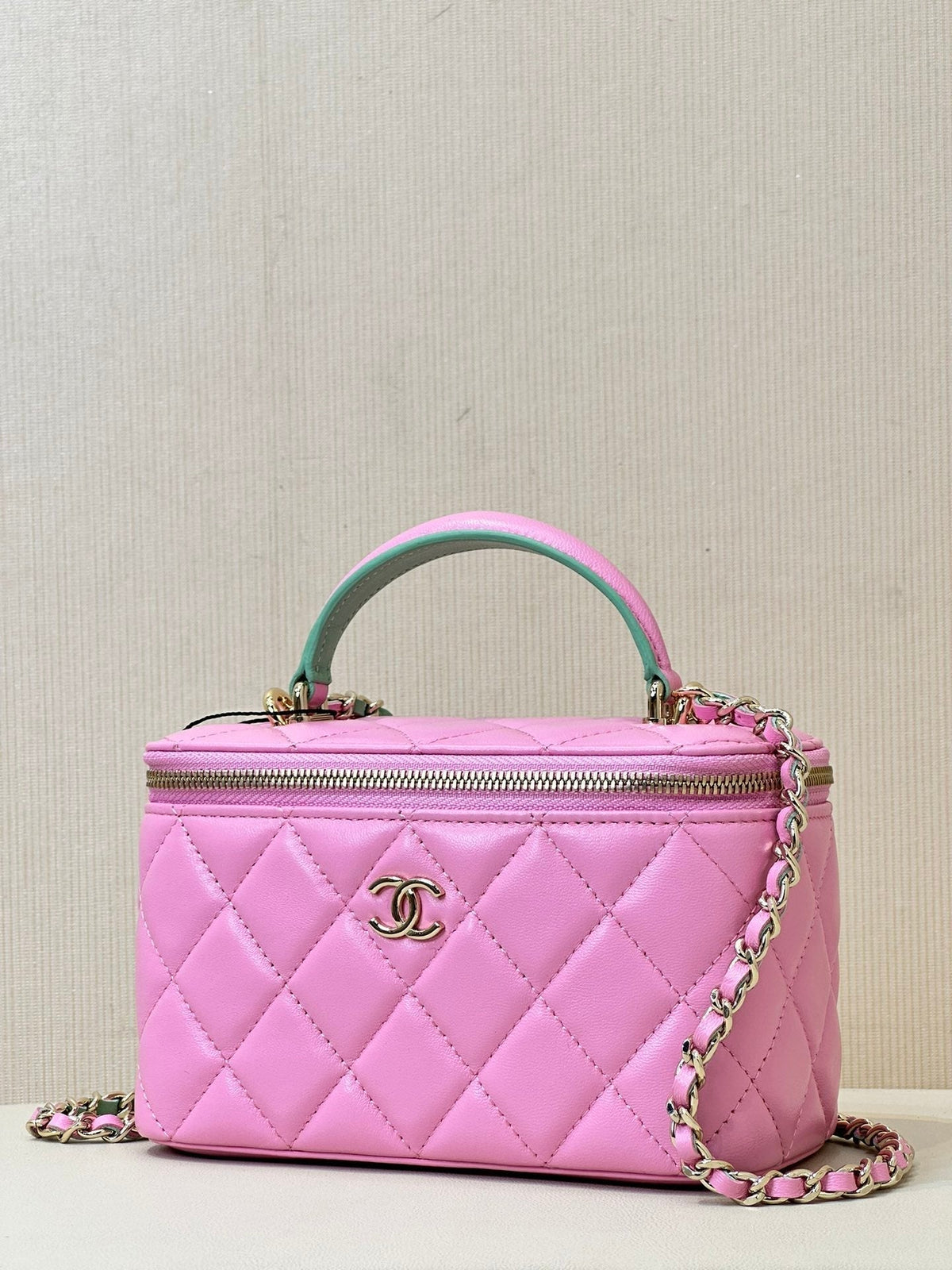 vanity shoulder bag top handle 17cm pink green lambskin
