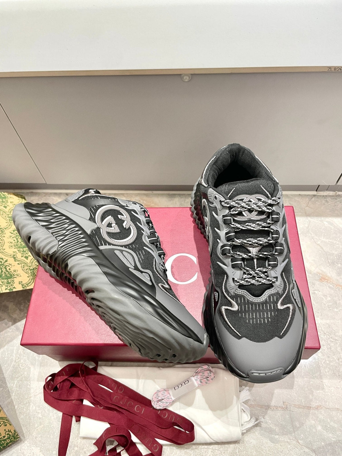 GG 26 Casual Sneakers Gray Black Mesh Fabric 632857