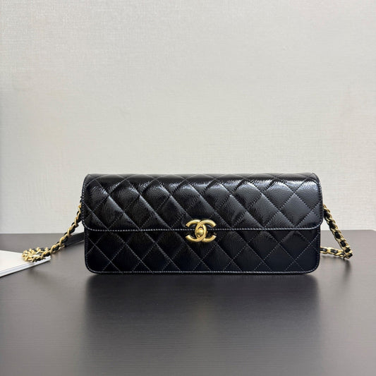 CC 25s Large Flap Bag Black Glossy Leather