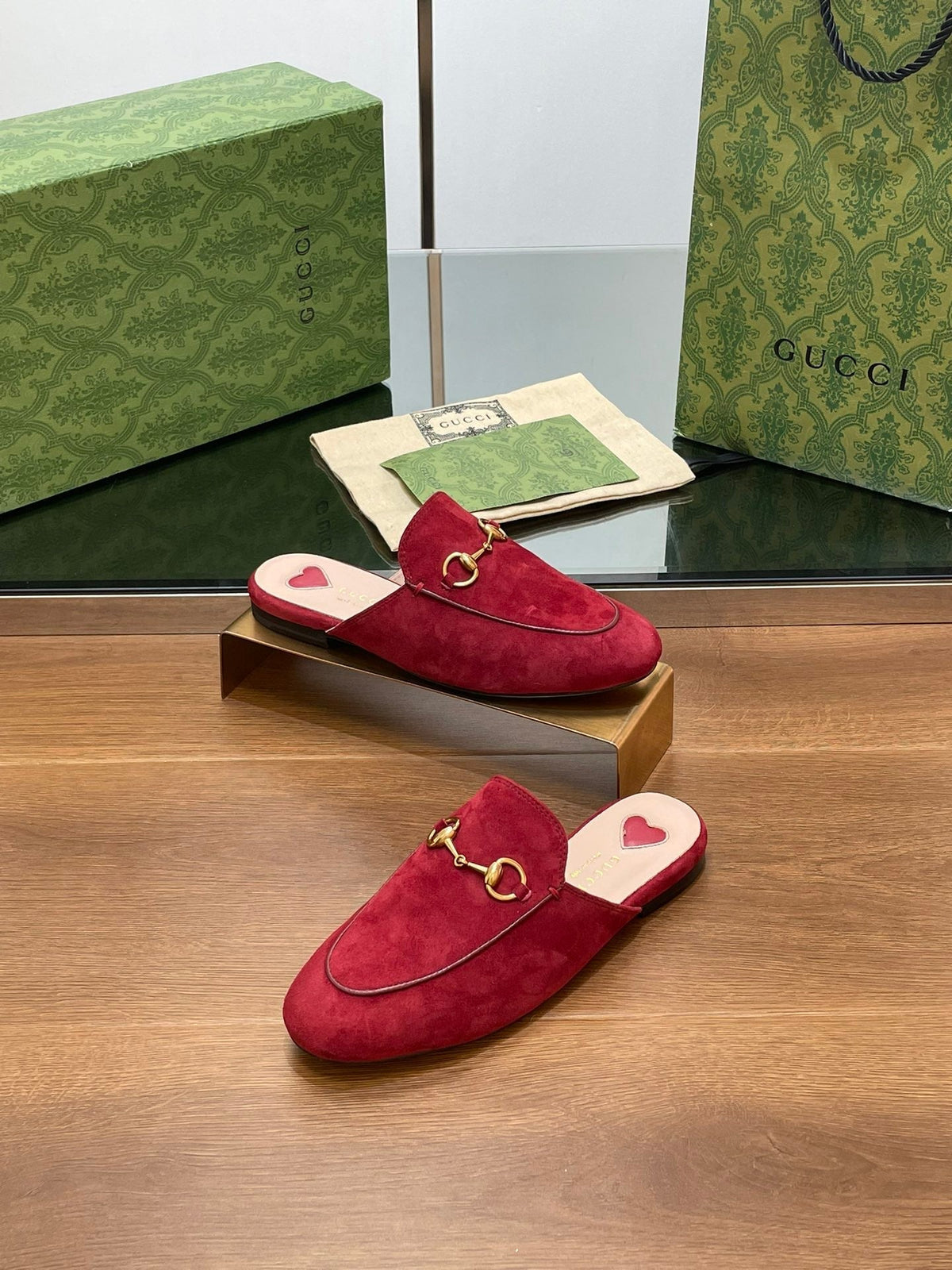 HORSEBIT MULE IN CHERRY RED SUEDE