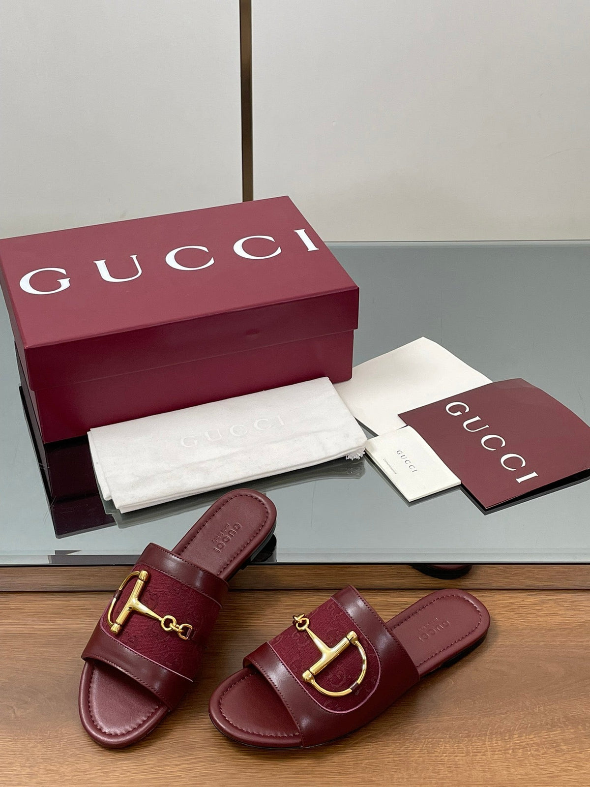 GG D-Shaped Sandals Burgundy Sheepskin Canvas 646461