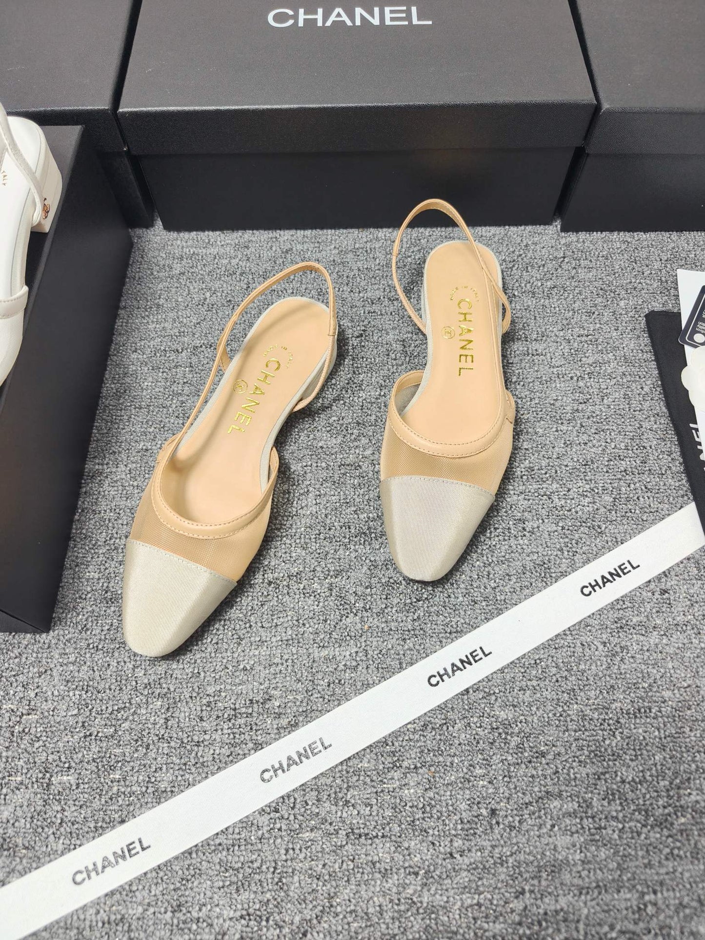 CC 26s Slingback Beige Mesh Fabric Sheepskin 682001