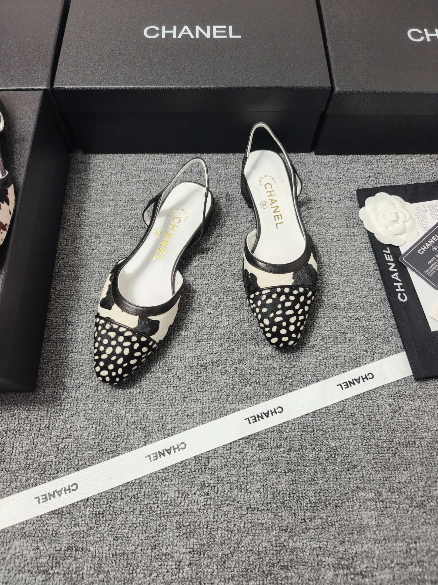 CC SS 2026 Slingbacks Flat White Black Calfskin Lambskin