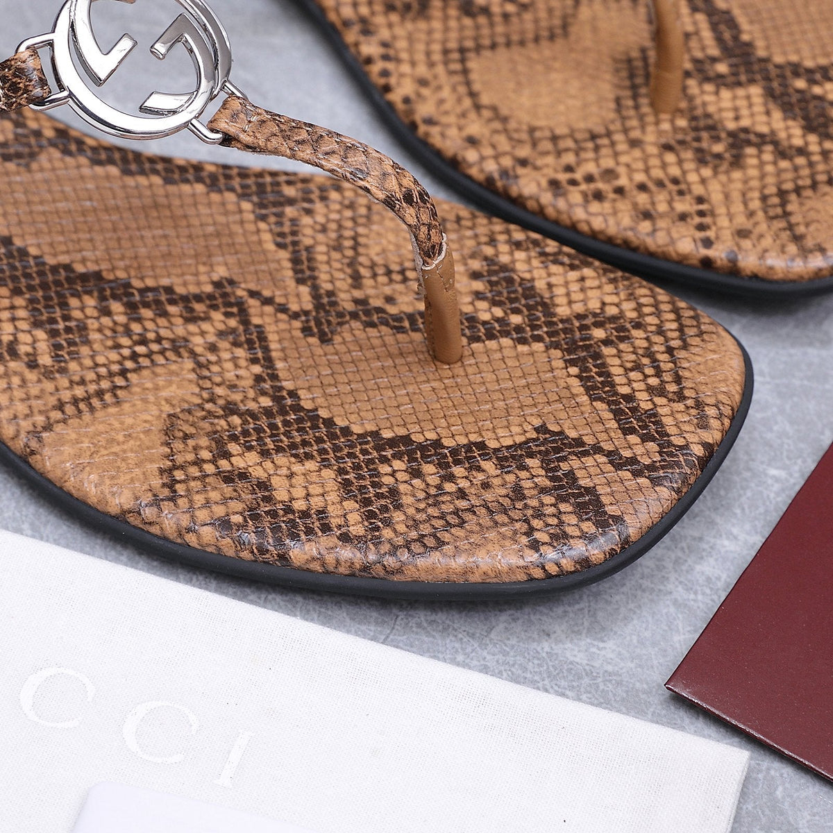 GG Thong Sandal With Interlocking G Brown Snakeskin 864293