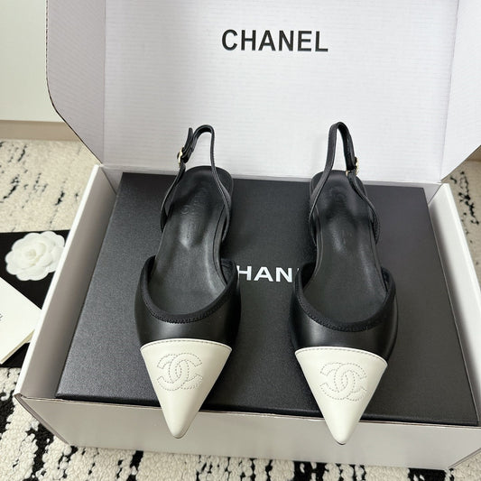 CC Slingback Pointed White Black Leather 628289