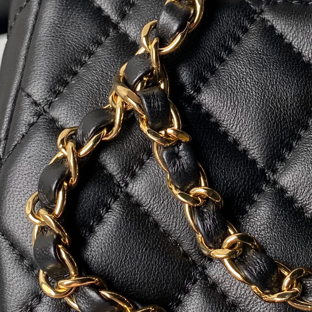 24p cc hobo bag 20cm black lambskin gold hardware