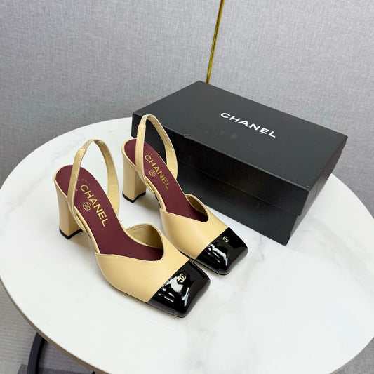 CC 25FW Square Toe Slingback White Beige Sheepskin Patent Leather 541135