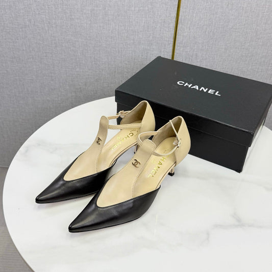 CC T-Strap Kitten Heels Beige Black Sheepskin 619975