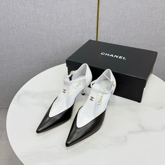 CC T-Strap Kitten Heels White Black Sheepskin 619976