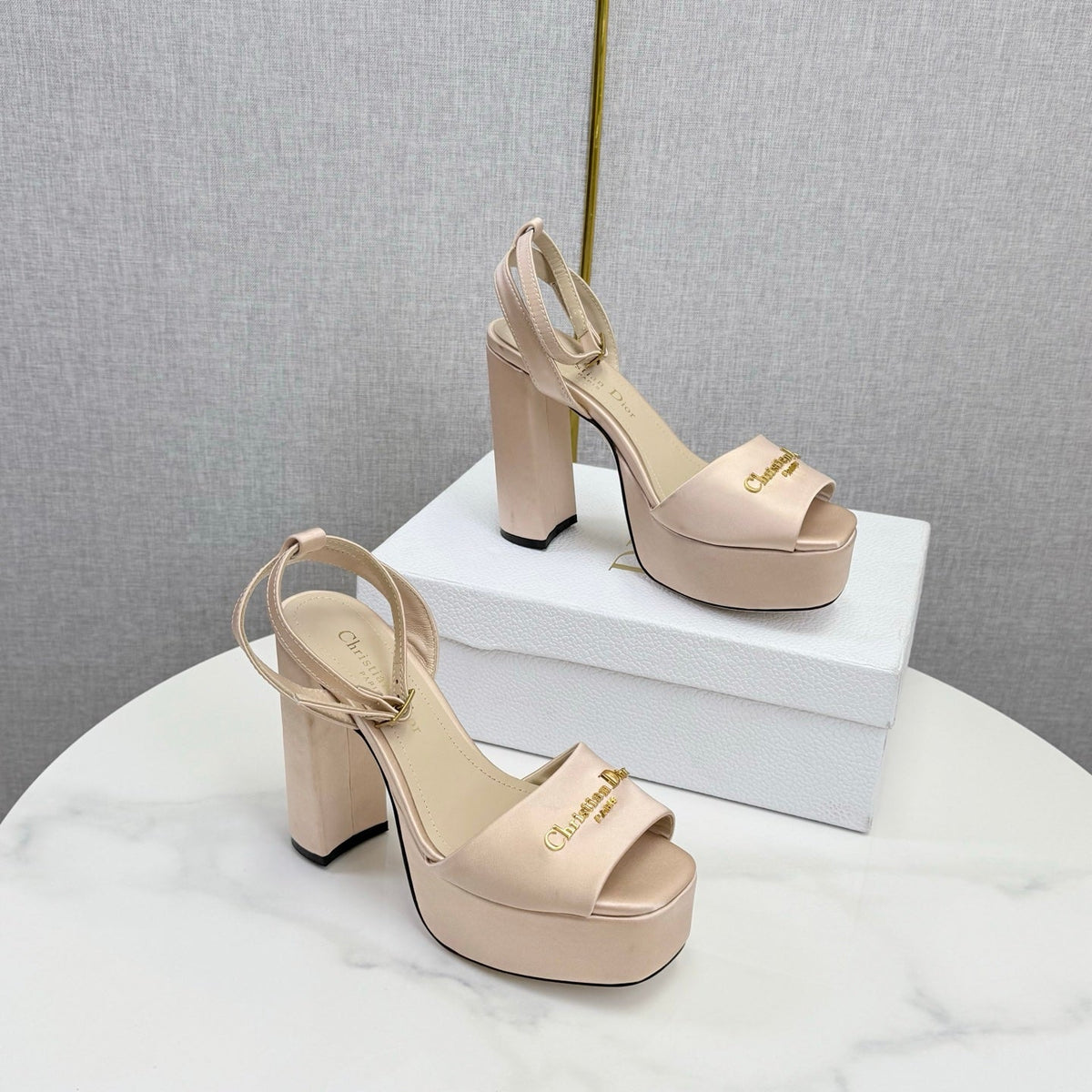 CD 26s Platform Sandals 80 Beige Satin Sheepskin 640230
