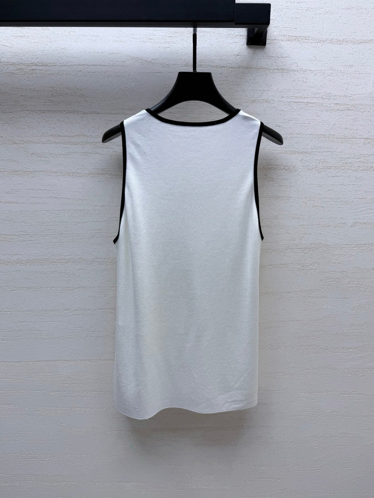 CC 26s Vest White Silk 398070