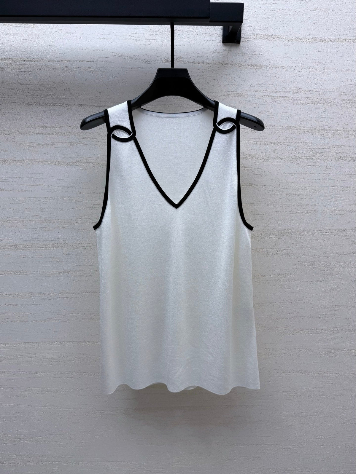 CC 26s Vest White Silk 398070
