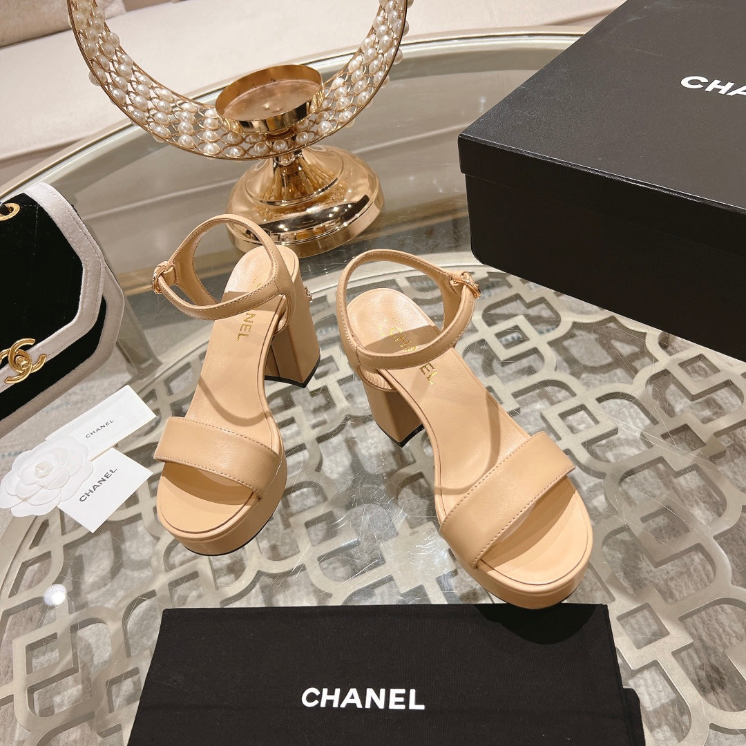 CC 25C 10CM Mid Heed Sandals Cream Italian Leather 213320