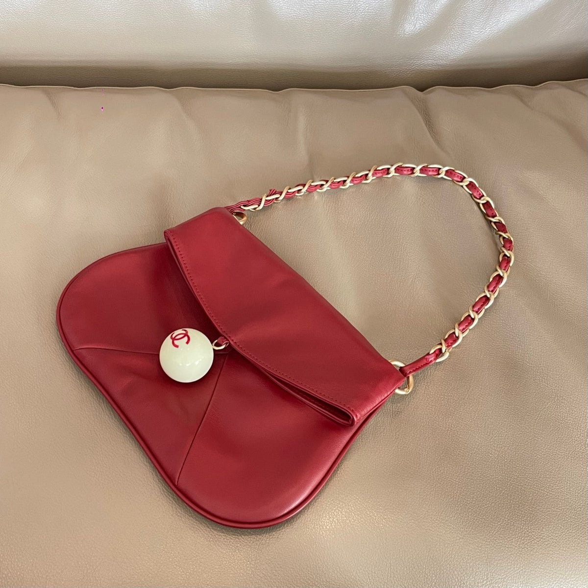 CC 26s Cue Ball Foldover Bag 23cm Red Lambskin