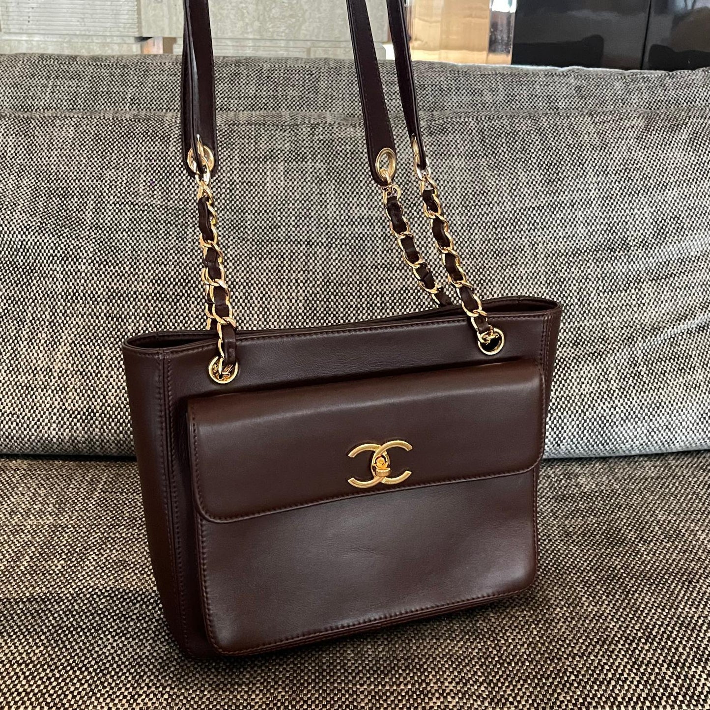 CC 26s Pocket Tote Bag Coffee Lambskin