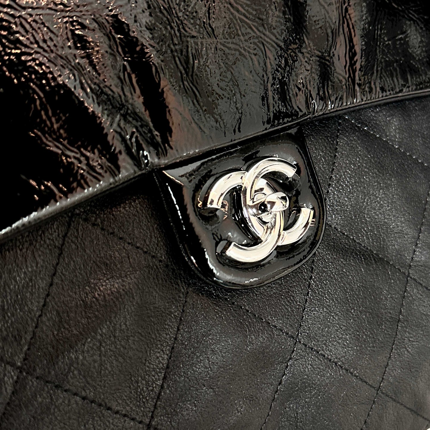 CC 26s Flap Tote Bag Black Oil Wax Leather
