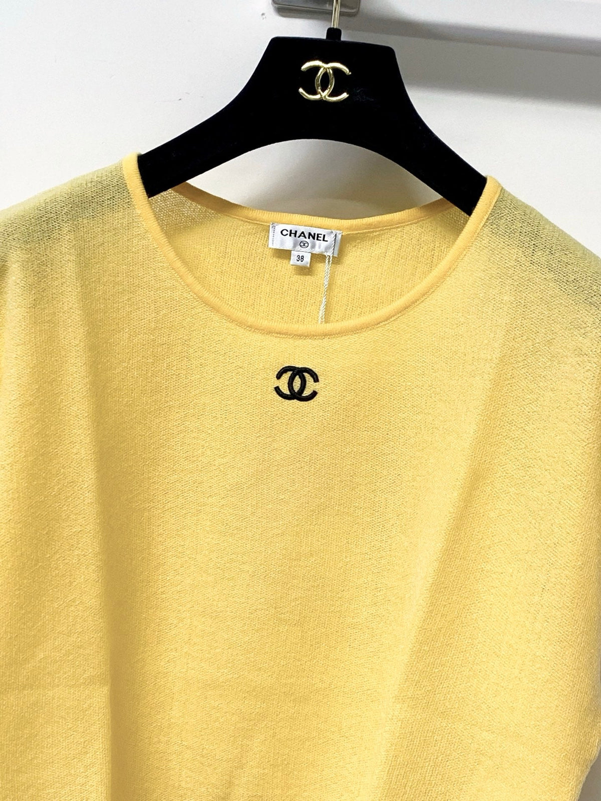 Chanel 26s Cropped Short-Sleeved Knit Top Style 1224