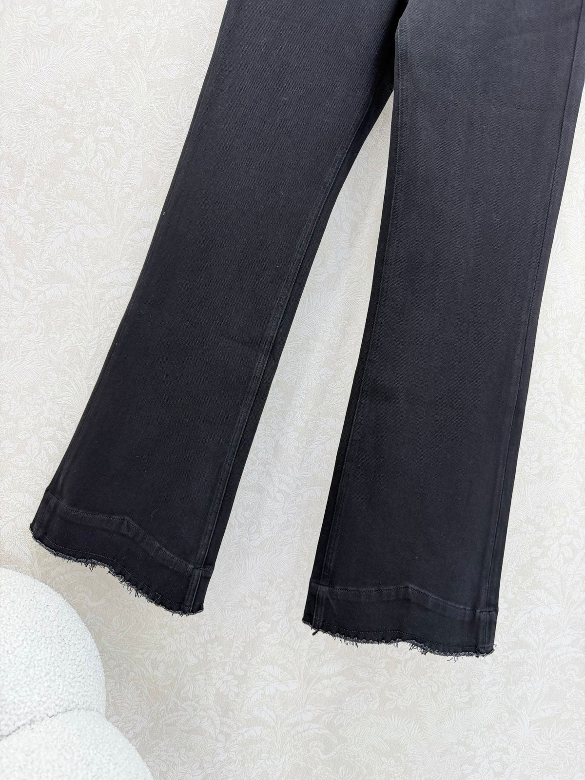 CC 26s Frayed Straight Leg Jeans Black Cotton 352015
