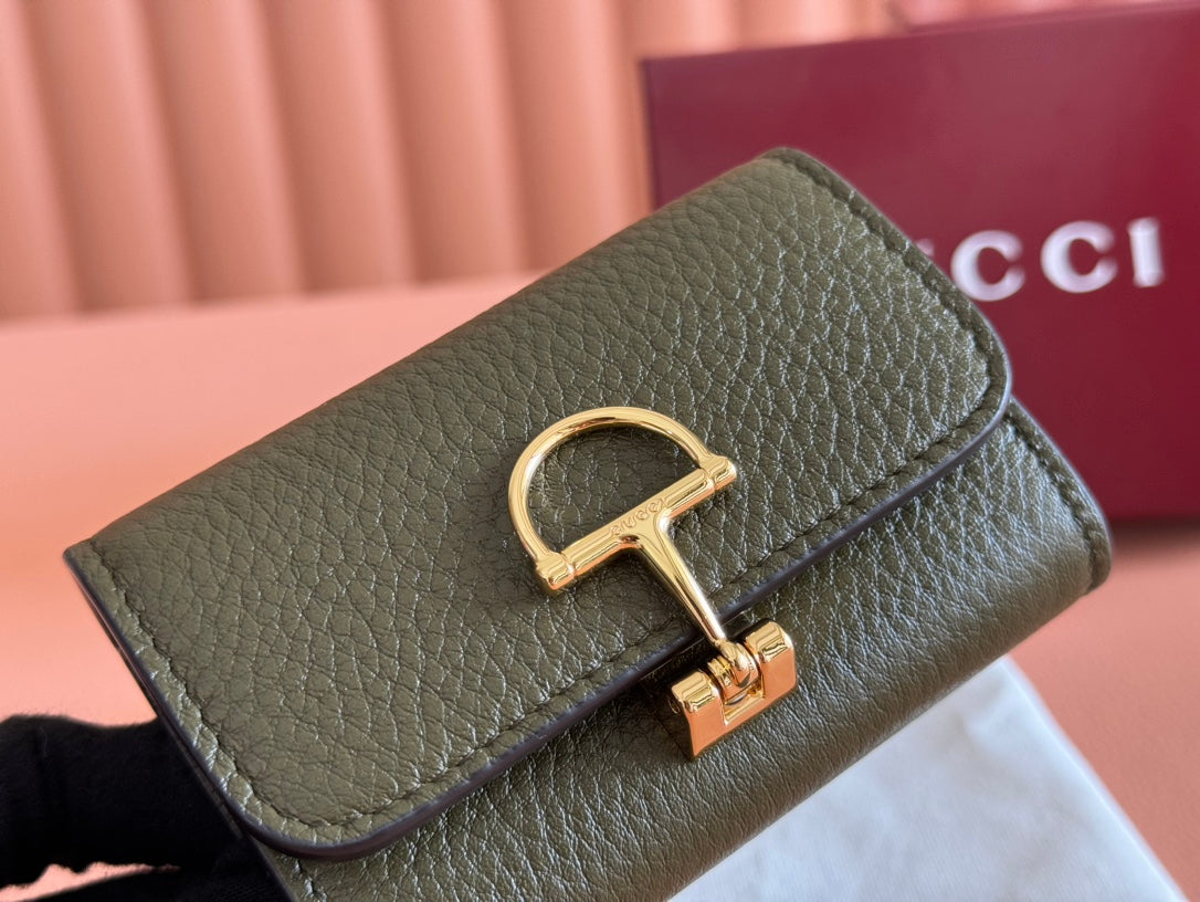 Softbit Card Case 10.5 In  Green Grainy Calfskin Gold Hardware