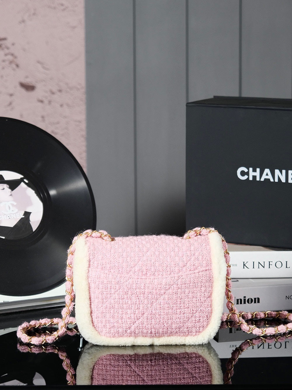 CC 24N Flap Bag 20cm Pink Beige Tweed Sherling