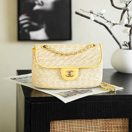 CC 25/26 Smal Flap Bag 23cm Beige Yellow Straw Lambskin