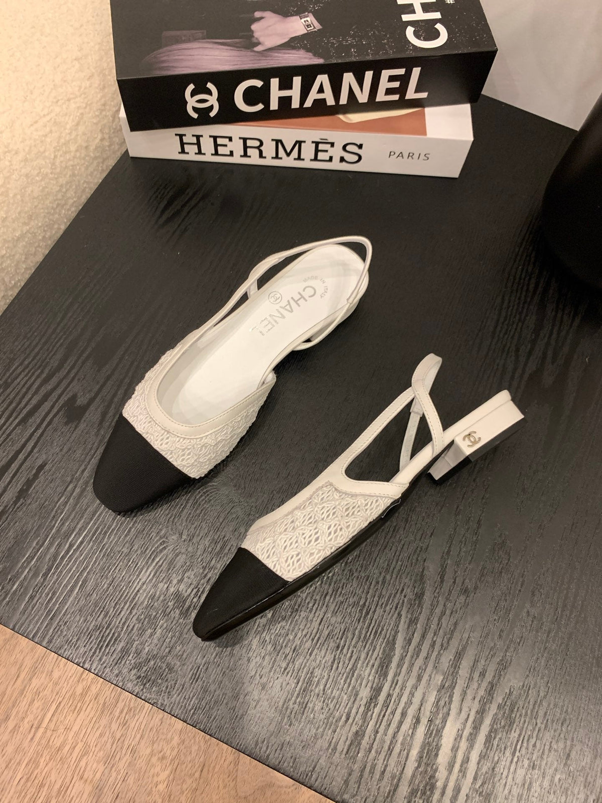 CC 25 Slingback Flat White Fabric Grosgrain