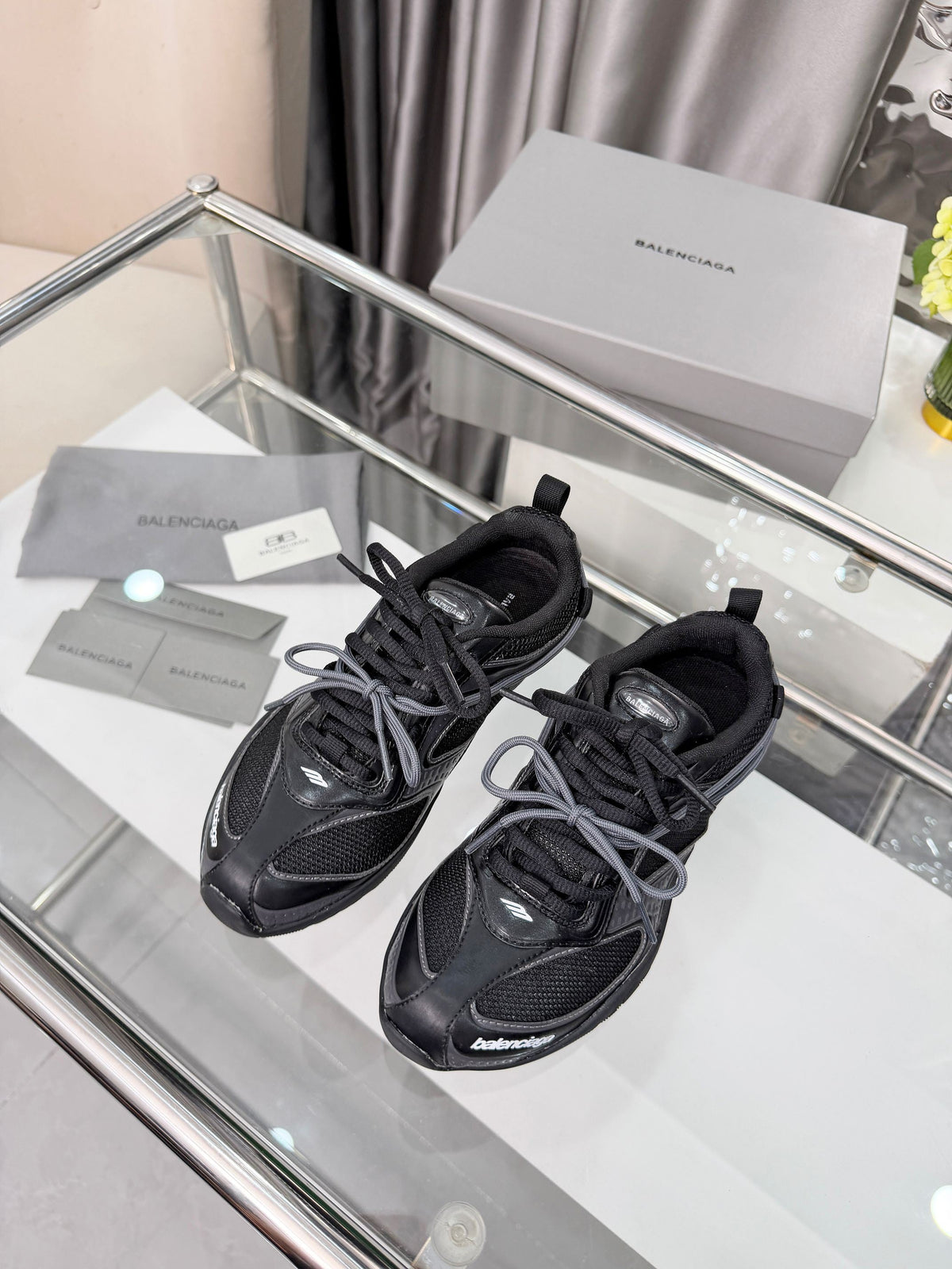 Balenciaga Monday Sneakers Black Mesh TPU 714950