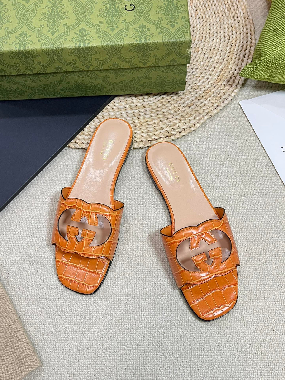 GG Cut Out Slide Sandals Gingerbread Brown