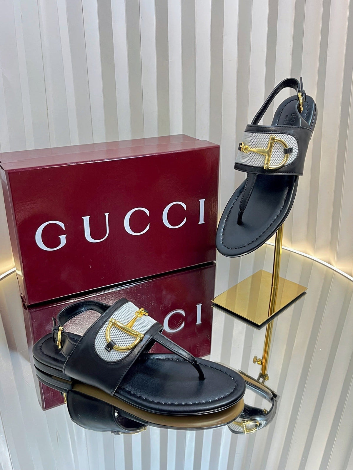 GC 25 Thong Sandal Black Canvas Sheepskin 294672