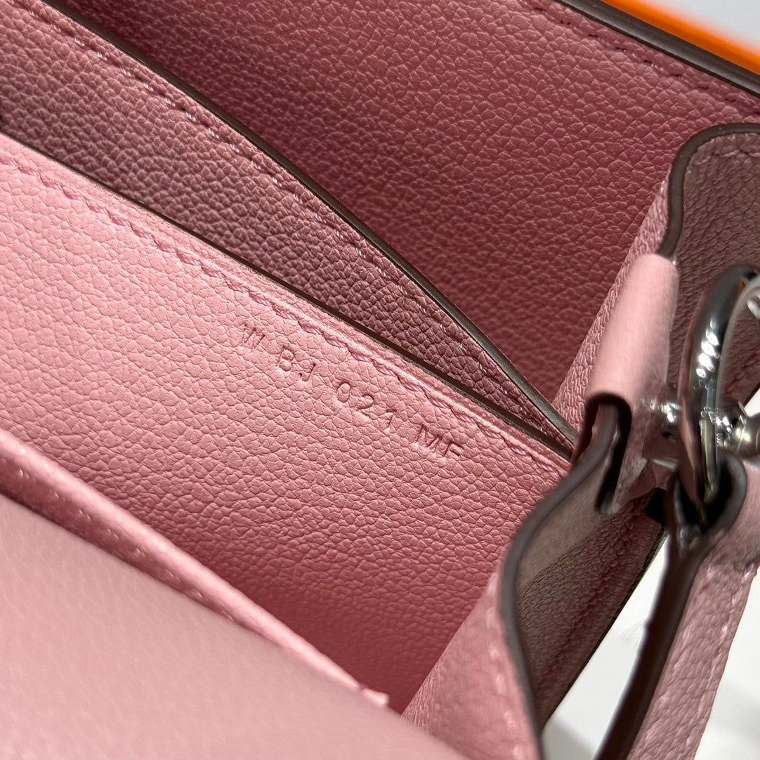HM SAC ROULIS 18 PINK PASTEL EVERCOLOR CALFSKIN237570