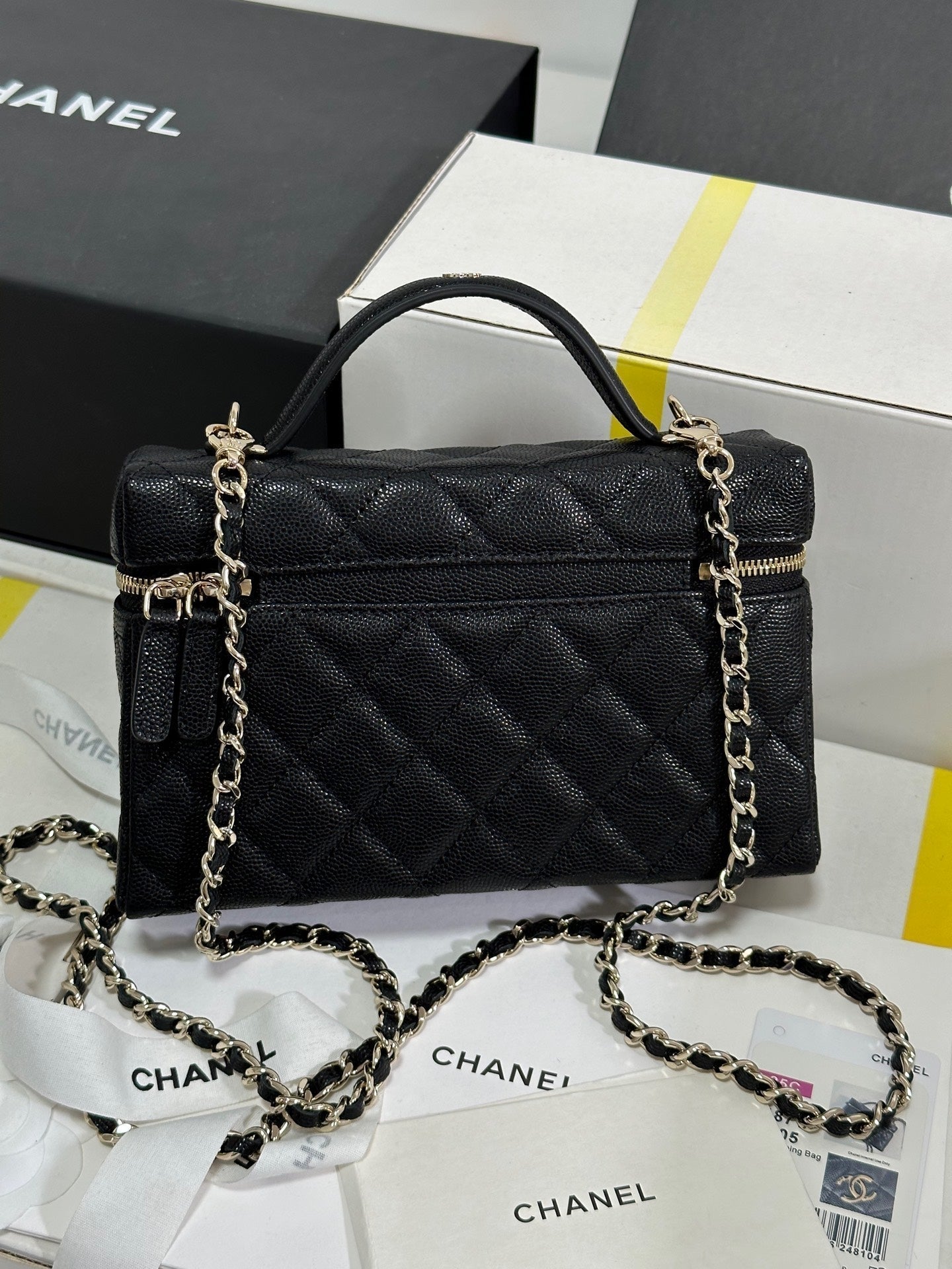 CC 25C Vanity Case 19.5cm Black Calfskin Light GHW 243640