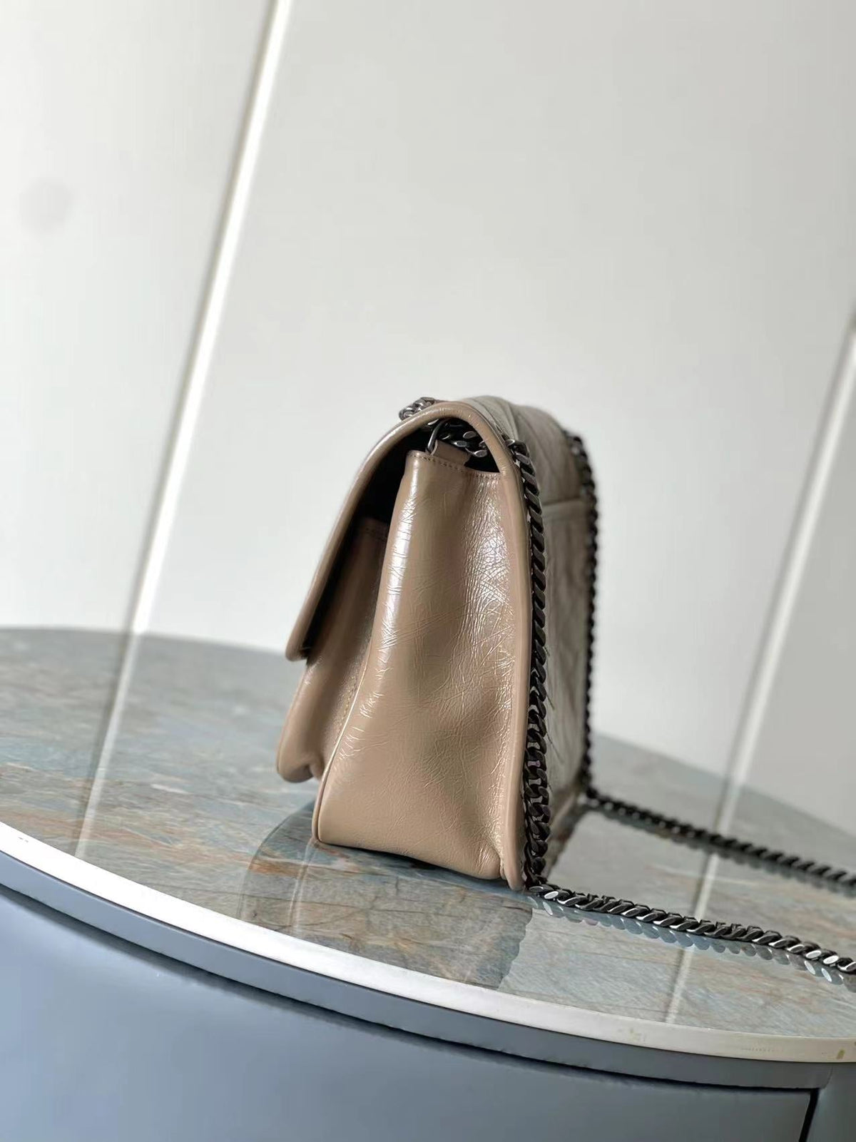 Niki Baby Shoulder Bag 28cm Beige Glossy Leather 286056