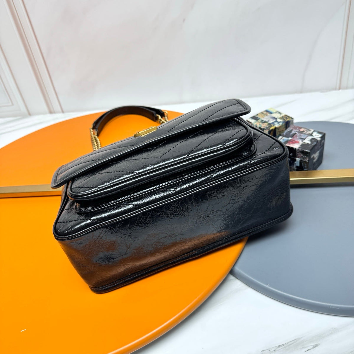 Niki Baby Shoulder Bag 28cm Black Glossy Leather 285481