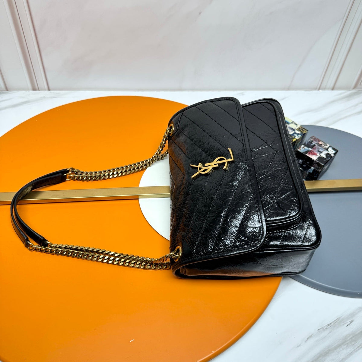 Niki Baby Shoulder Bag 28cm Black Glossy Leather 285481