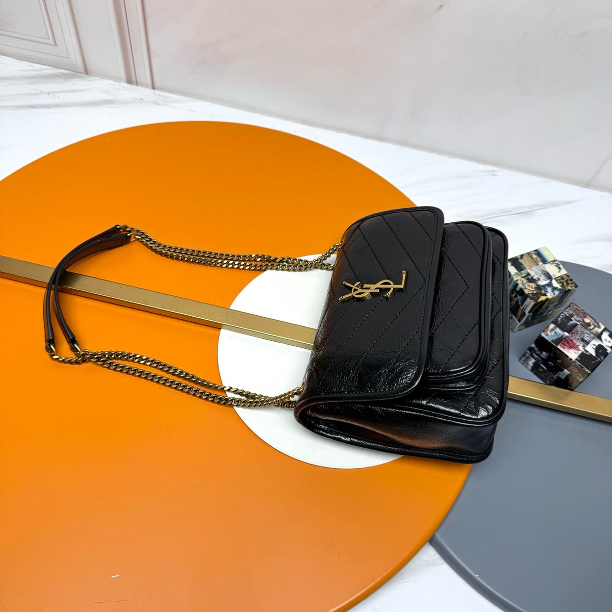 Niki Baby Shoulder Bag 22cm Black Glossy Leather 285487